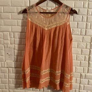 Umgee women’s blouse opening on back medium p1